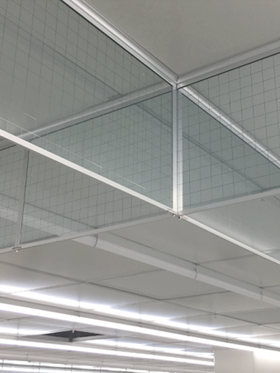 玻璃擋煙垂壁(夾絲玻璃（lí）)