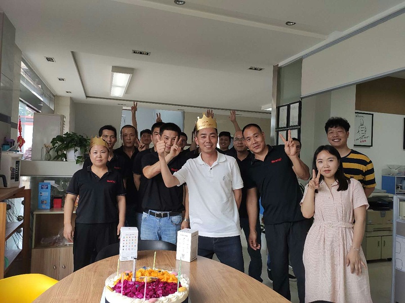 昆山菠萝蜜免费观看视频（bāng）6月員工（gōng）生日會