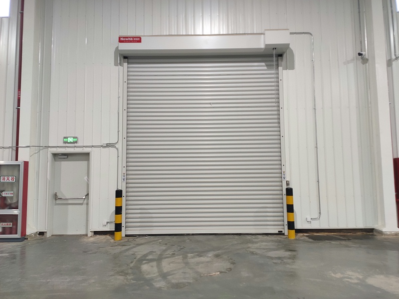 焊接機器人防（fáng）護門