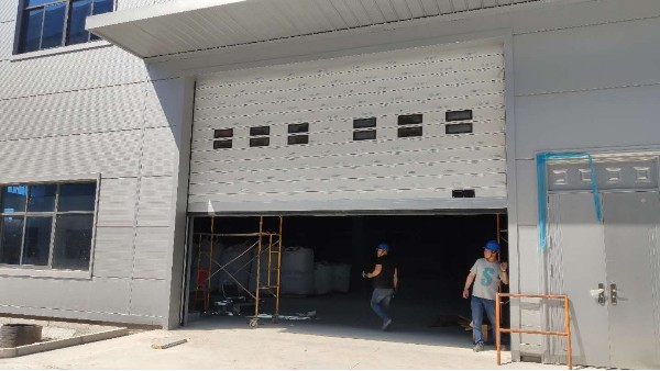 硬質渦輪快卷門走進張（zhāng）家港愛麗家居科技股份有限公（gōng）司