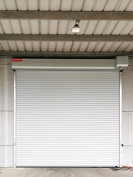 防風卷（juàn）簾門