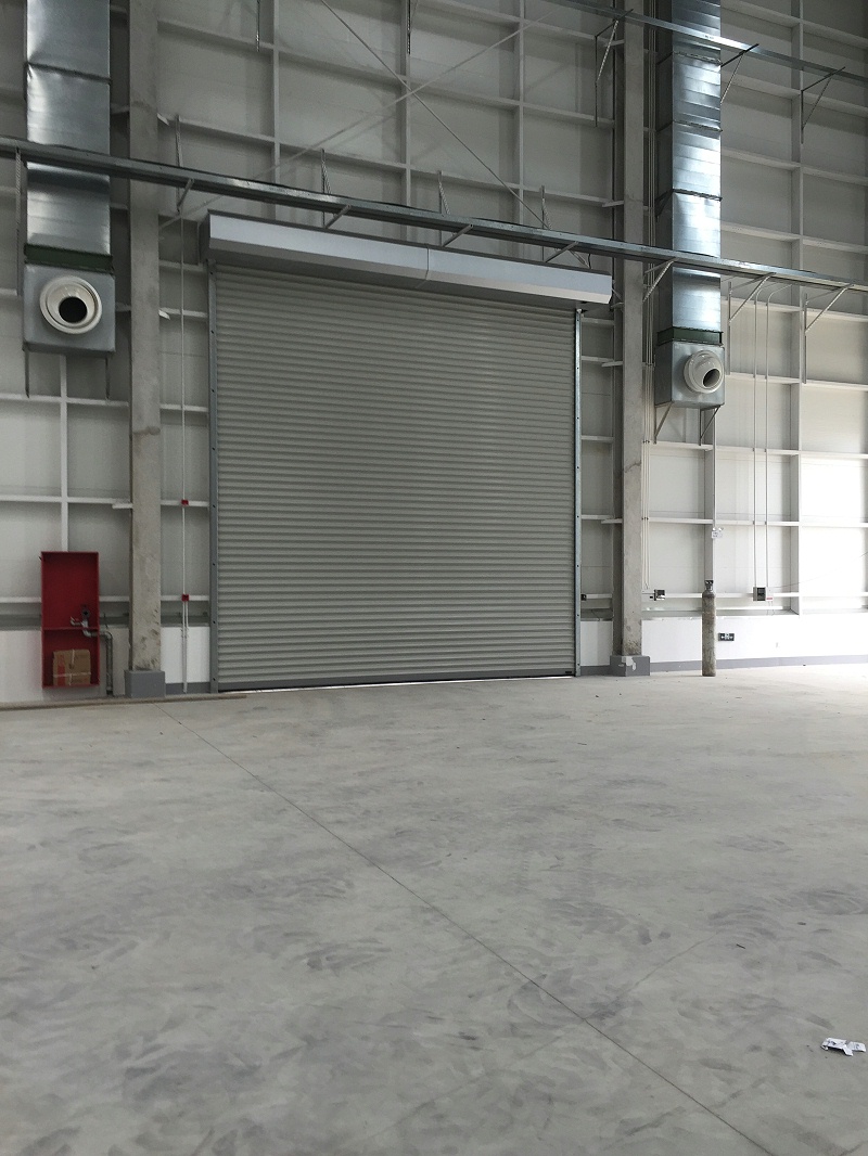 菠萝蜜免费观看视频彩鋼抗風卷簾門（mén）