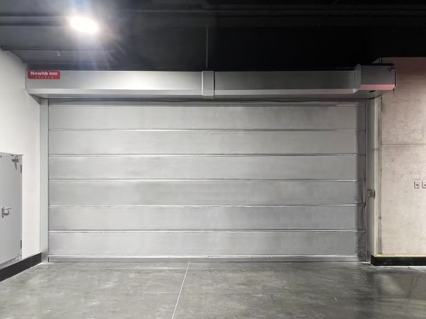 特級防（fáng）火卷簾（lián）門