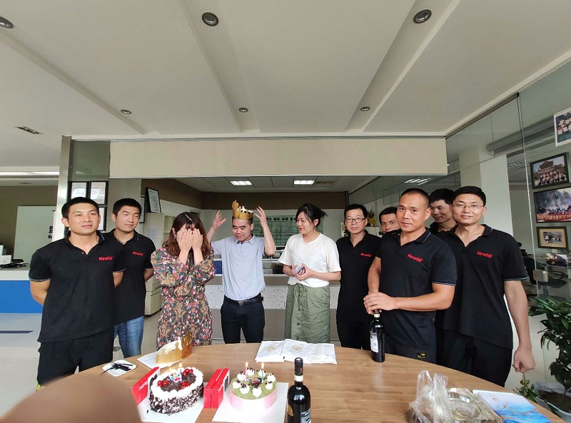 菠萝蜜免费观看视频祝你生日快樂