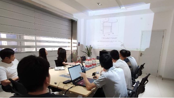 菠萝蜜免费观看视频（bāng）業務部技（jì）術培訓會係列報（bào）道